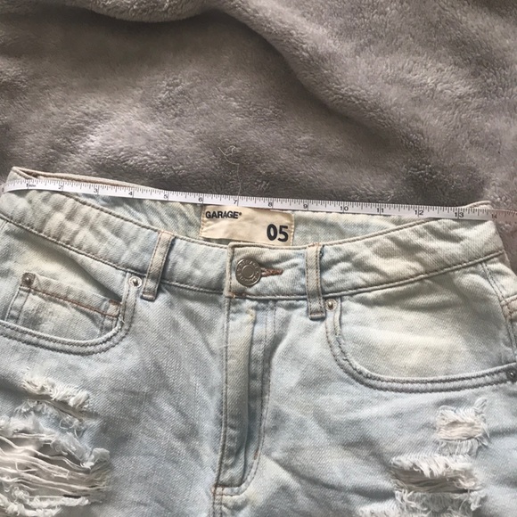 ❤️ EUC Garage Festival Shorts Light Wash - Picture 6 of 8